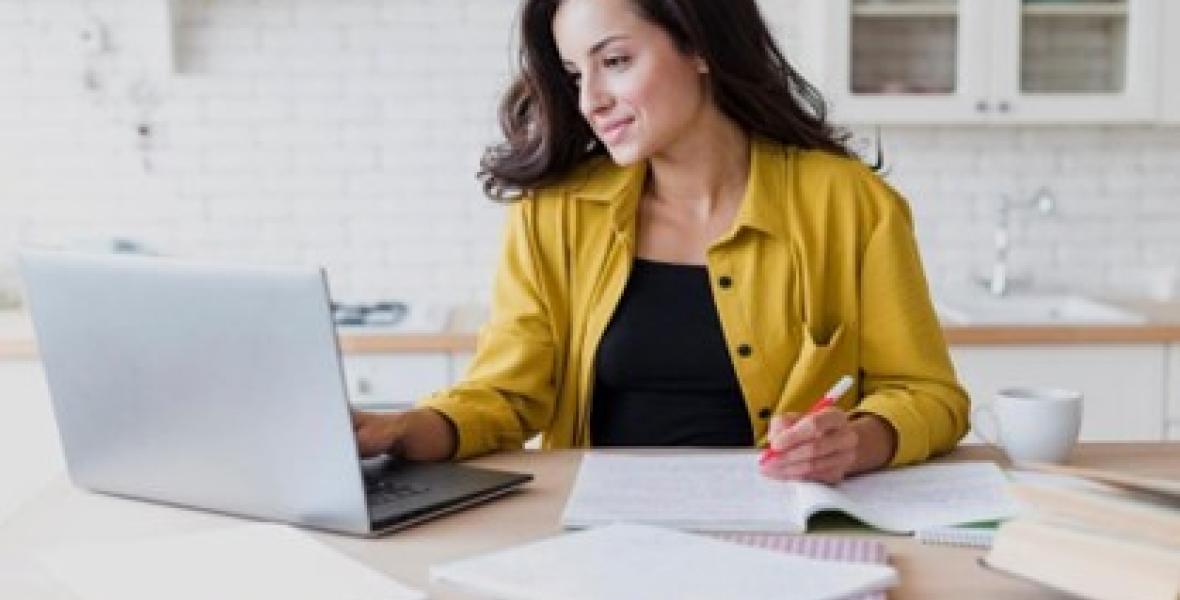 Cómo el inglés facilita el acceso a estudios superiores y especializaciones en el extranjero